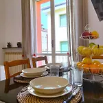 Casa Dell'altromondo * 피날레리구레